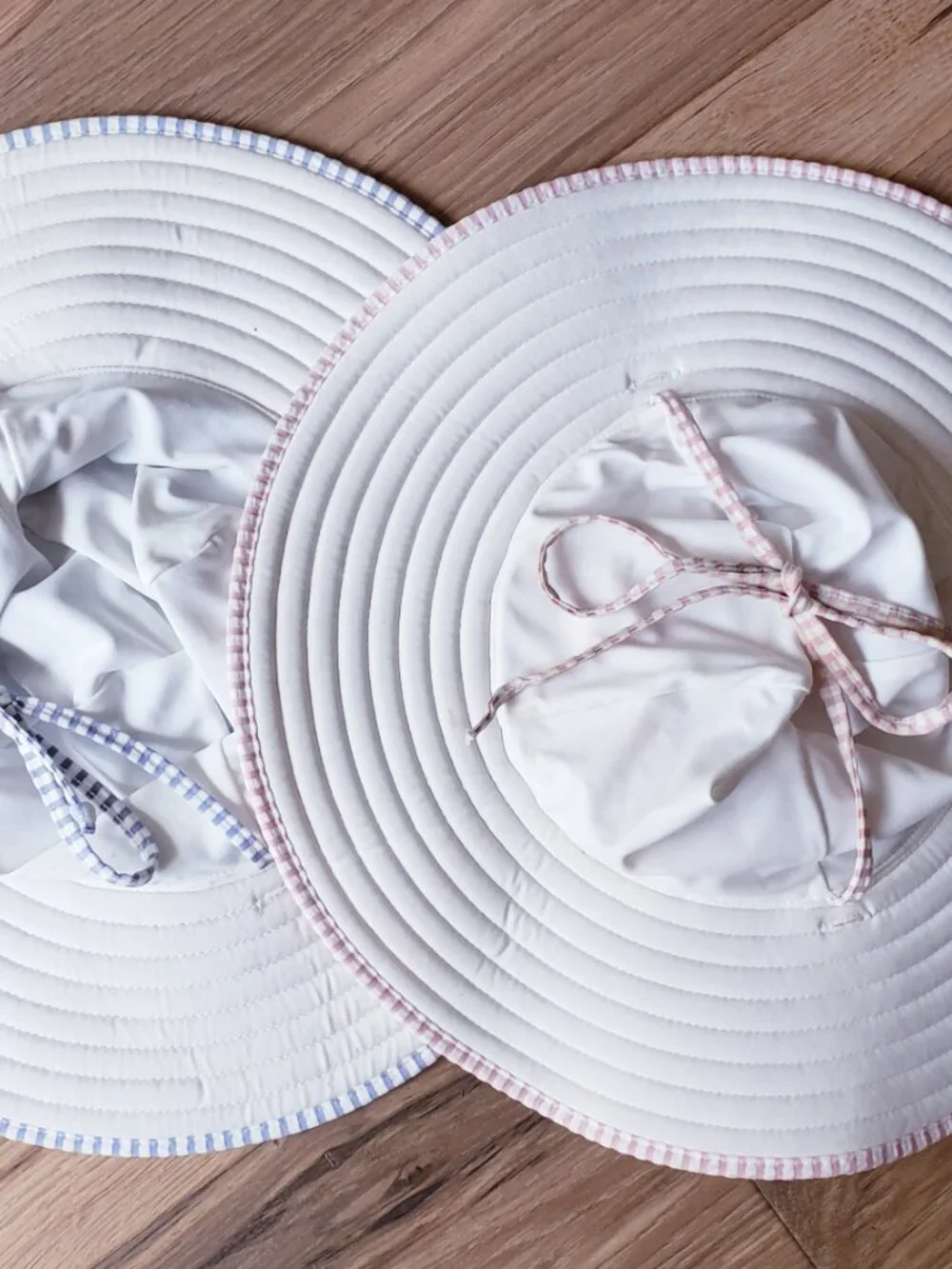 Rufflebutts blue hats